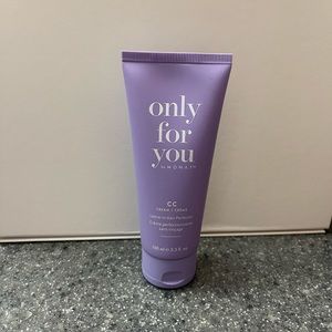 Monat curl cream.